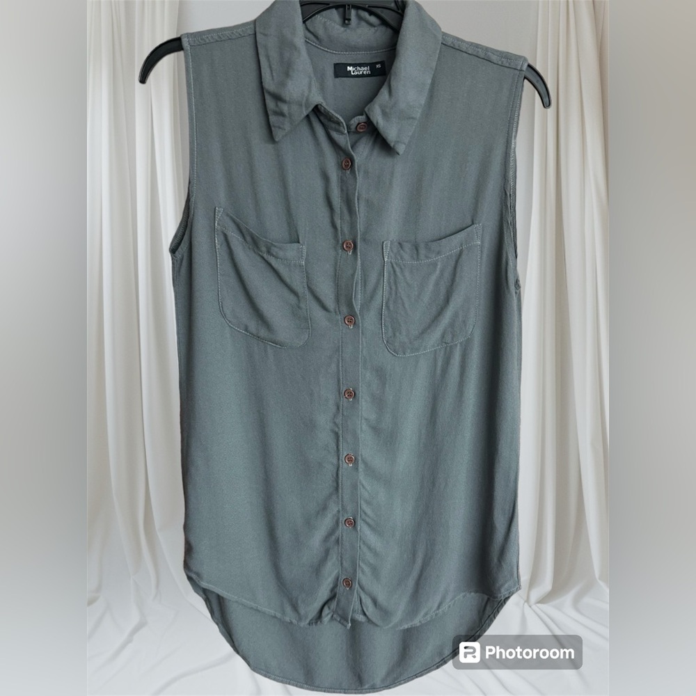 Michael Lauren Samson Sleeveless Collared Button Up High-Low Shirt Oversized